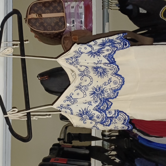 CLEOBELLA SPAGHETTI STRAP EMBRODERY - Picture 2 of 3